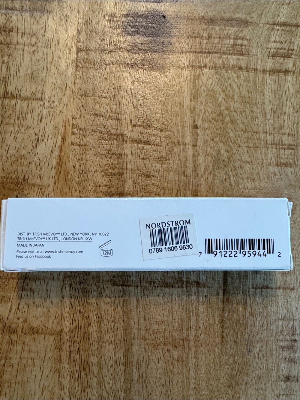 Trish McEvoy- High Volume Mascara Jet Black NIB - Picture 3 of 7